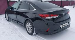 Hyundai Sonata 2018 года за 7 950 000 тг. в Уральск – фото 4