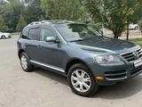 Volkswagen Touareg 2006 года за 6 300 000 тг. в Алматы – фото 5