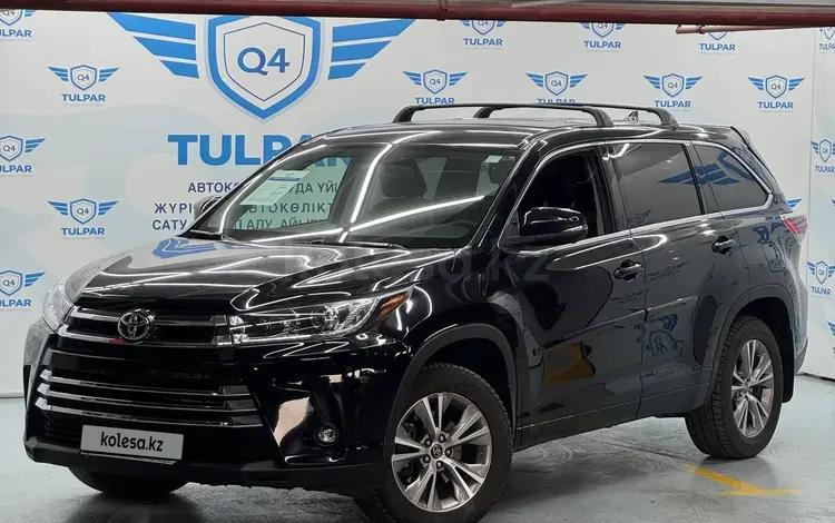 Toyota Highlander 2016 года за 16 200 000 тг. в Алматы