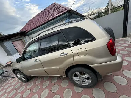 Toyota RAV4 2004 года за 5 500 000 тг. в Павлодар – фото 3