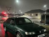 Volkswagen Passat 1995 года за 900 000 тг. в Шымкент – фото 2