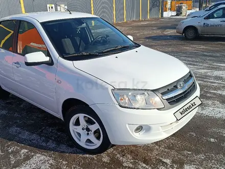 ВАЗ (Lada) Granta 2190 2013 годаүшін3 599 999 тг. в Уральск