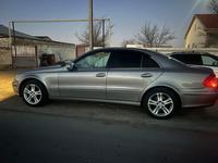 Mercedes-Benz E 350 2006 годаүшін5 500 000 тг. в Актау