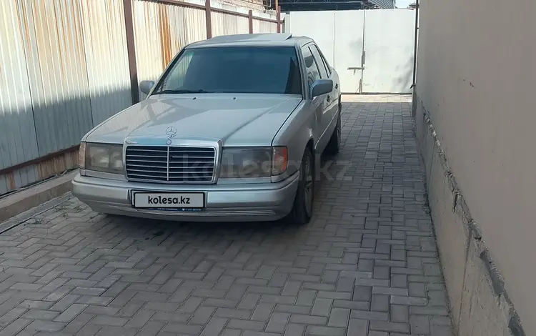 Mercedes-Benz E 230 1993 года за 1 400 000 тг. в Алматы