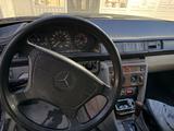 Mercedes-Benz E 200 1989 года за 750 000 тг. в Шымкент – фото 2