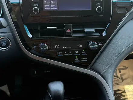 Toyota Camry 2021 года за 12 880 000 тг. в Алматы – фото 7