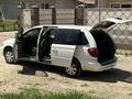 Chrysler Town and Country 2005 года за 3 500 000 тг. в Алматы – фото 21