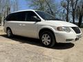 Chrysler Town and Country 2005 года за 3 500 000 тг. в Алматы – фото 26