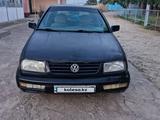 Volkswagen Vento 1996 года за 650 000 тг. в Абай (Келесский р-н)