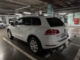 Volkswagen Touareg 2014 годаүшін10 500 000 тг. в Алматы – фото 4