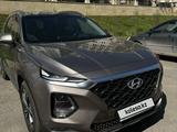 Hyundai Santa Fe 2020 года за 15 300 000 тг. в Астана