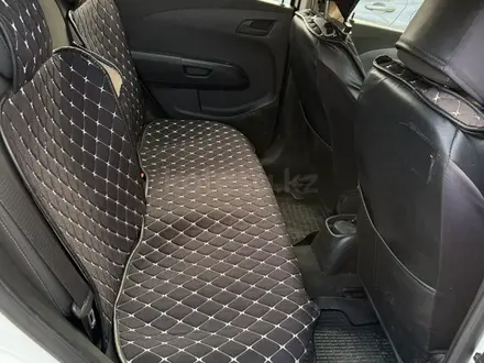 Chevrolet Aveo 2013 года за 3 300 000 тг. в Караганда – фото 7