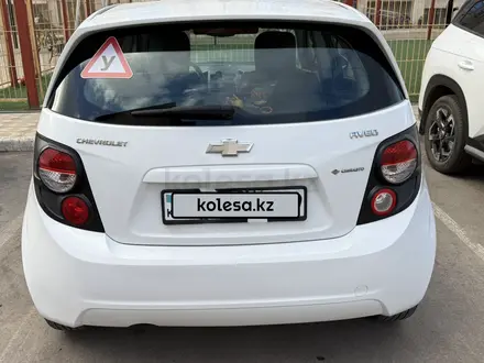 Chevrolet Aveo 2013 года за 3 300 000 тг. в Караганда – фото 9