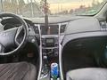 Hyundai Sonata 2009 года за 7 500 000 тг. в Алматы – фото 9