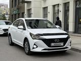Hyundai Accent 2022 года за 6 200 000 тг. в Астана – фото 2