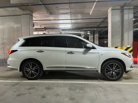 Infiniti QX60 2018 года за 15 500 000 тг. в Астана – фото 3