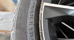 Оригинальный Диски с резинками зима за 180 000 тг. в Есик – фото 2