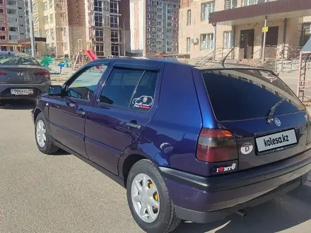 Volkswagen Golf 1995 года за 2 600 000 тг. в Шымкент – фото 11