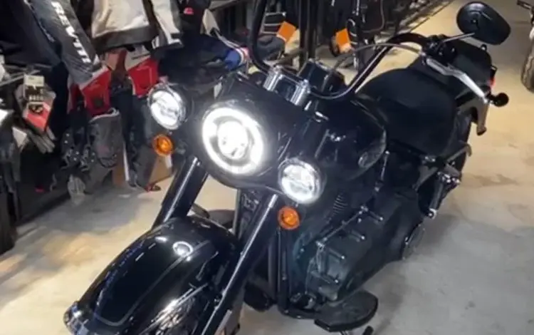 Harley-Davidson  Heritage 2022 года за 16 500 000 тг. в Алматы