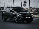 Toyota RAV4 2018 годаүшін10 660 000 тг. в Атырау – фото 3