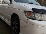 Nissan R'nessa 1998 годаүшін2 100 000 тг. в Усть-Каменогорск – фото 3
