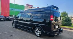 GMC Savana 2012 года за 28 000 000 тг. в Алматы – фото 4