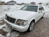 Mercedes-Benz S 320 1998 годаfor4 500 000 тг. в Астана