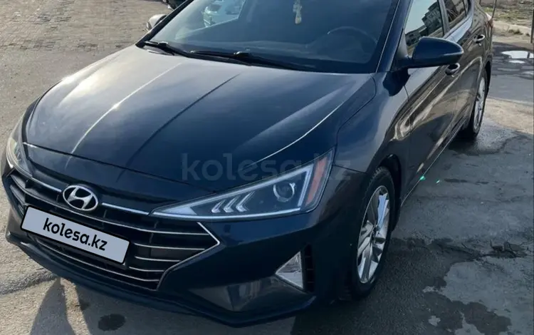 Hyundai Elantra 2019 года за 6 800 000 тг. в Актау