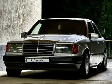 Mercedes-Benz E 230 1992 года за 2 000 000 тг. в Шымкент