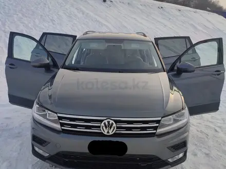 Volkswagen Tiguan 2018 года за 13 500 000 тг. в Алматы – фото 7