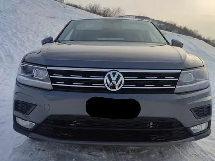 Volkswagen Tiguan 2018 года за 13 500 000 тг. в Алматы – фото 4