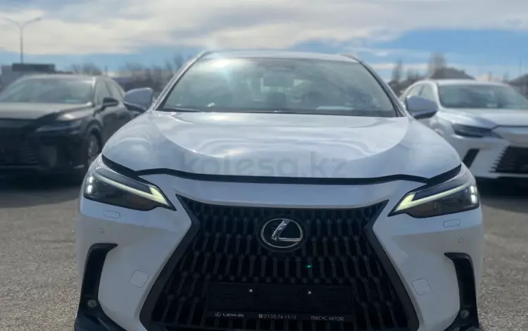 Lexus NX 350h Premium 2025 года за 38 090 000 тг. в Актобе