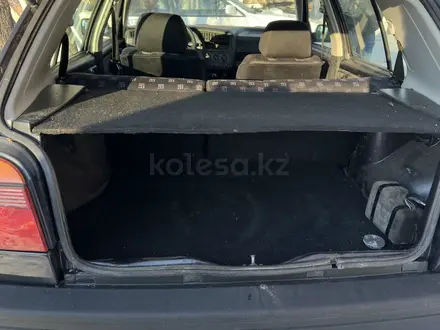 Volkswagen Golf 1993 года за 1 500 000 тг. в Караганда – фото 4