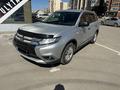 Mitsubishi Outlander 2015 годаfor9 000 000 тг. в Караганда