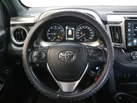 Toyota RAV4 2016 года за 11 000 000 тг. в Астана – фото 13