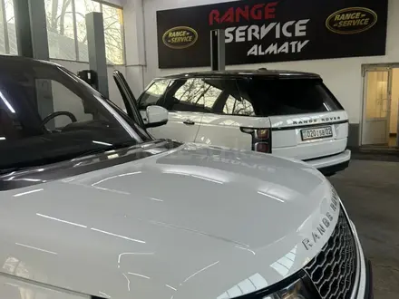 Land Rover Range Rover (Лэнд Ровер) в Алматы