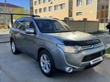 Mitsubishi Outlander 2012 года за 7 090 000 тг. в Петропавловск – фото 2