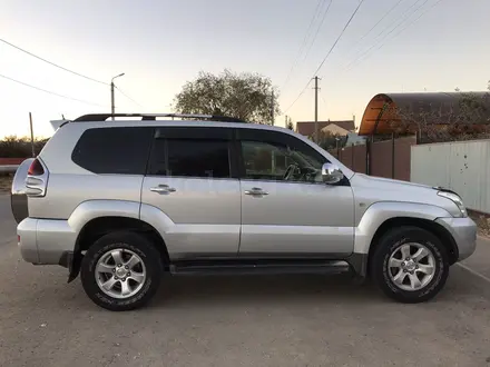 Toyota Land Cruiser Prado 2004 года за 9 000 000 тг. в Уральск – фото 2