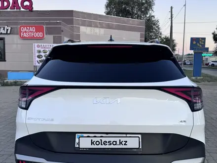 Kia Sportage 2023 года за 16 000 000 тг. в Актобе – фото 2