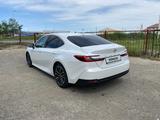 Toyota Camry 2025 года за 24 000 000 тг. в Атырау – фото 5