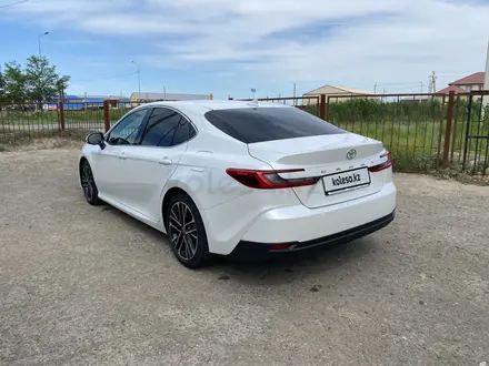 Toyota Camry 2025 года за 22 500 000 тг. в Атырау – фото 5