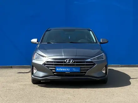 Hyundai Elantra 2018 года за 8 580 000 тг. в Алматы – фото 2