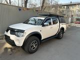 Mitsubishi L200 2007 года за 6 200 000 тг. в Алматы