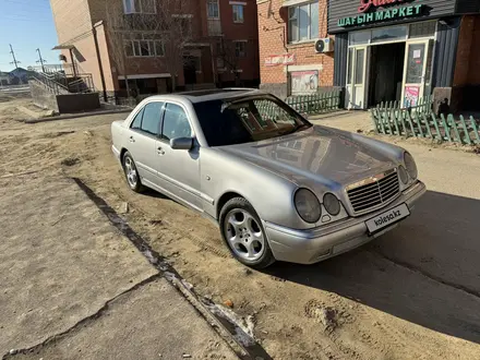 Mercedes-Benz E 320 1998 года за 3 700 000 тг. в Кызылорда – фото 5