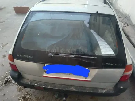 Mitsubishi Lancer 1995 года за 1 100 000 тг. в Астана – фото 2