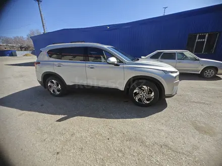 Hyundai Santa Fe 2022 года за 16 500 000 тг. в Актобе