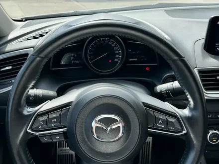 Mazda 3 2018 года за 10 500 000 тг. в Караганда – фото 29