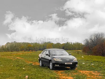 Toyota Camry 2005 года за 5 000 000 тг. в Семей – фото 3