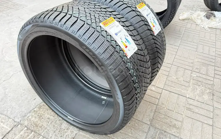 Шины зимние Pirelli Scorpion Winter 2 285/35 R23 и 325/30 R23үшін1 800 000 тг. в Алматы