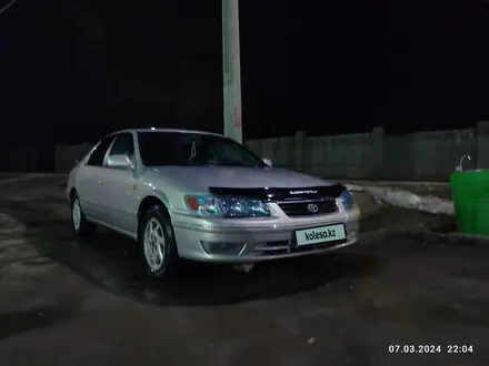 Toyota Camry 2001 года за 3 500 000 тг. в Алматы – фото 13